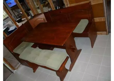 Kitchen table and seating set. $50.00